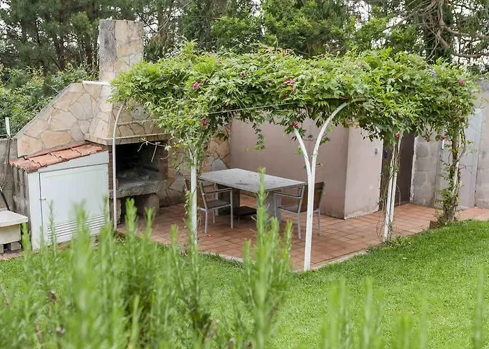 Casa Costaneira Ferienhaus *